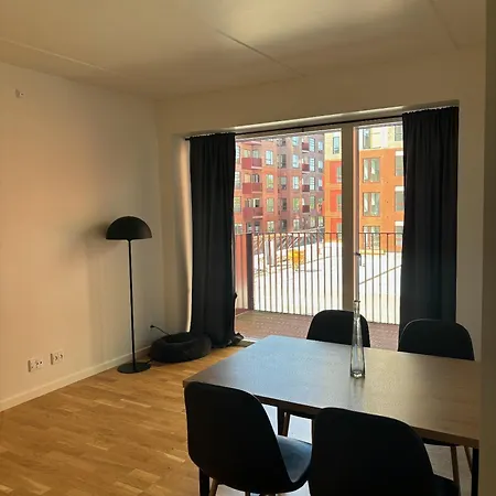 Centralt Vaerelse I C * Odense